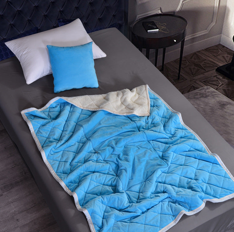 2-in-1 Flannel Cushion Blanket Foldable Patchwork Quilt