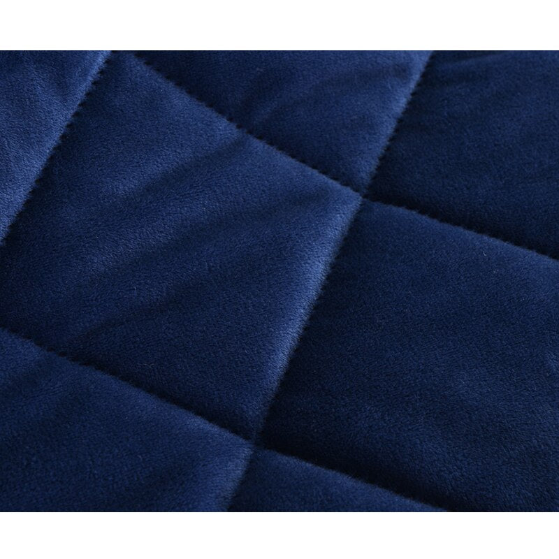2-in-1 Flannel Cushion Blanket Foldable Patchwork Quilt