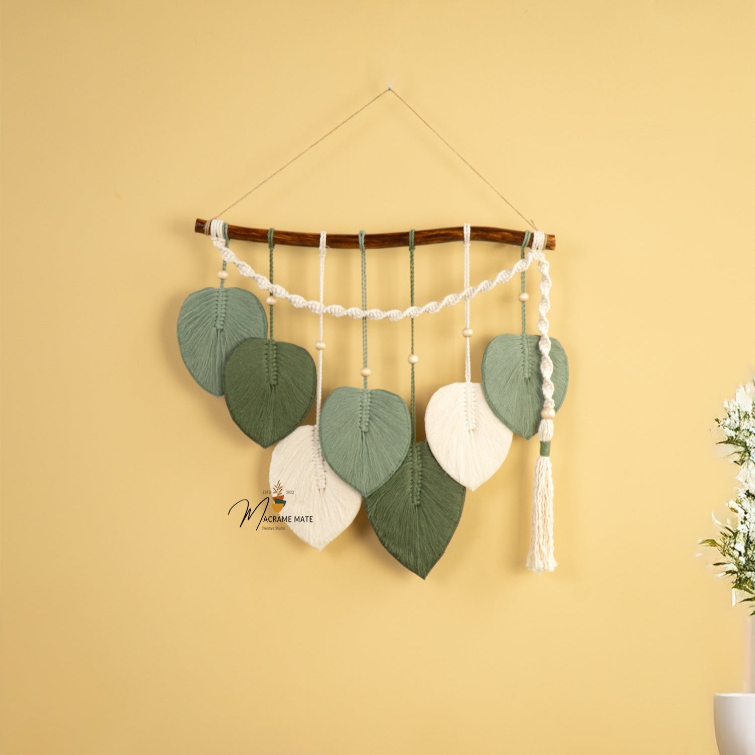 Green Tone Macrame Leaf Hanging Tassel Wall Decoration