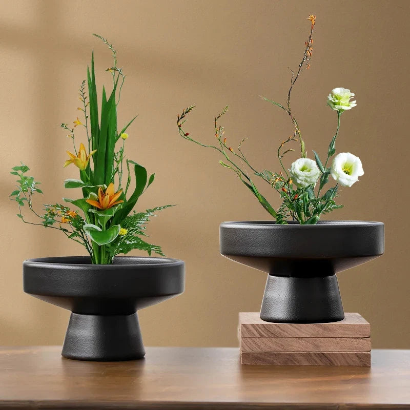 Retro Black Ceramic Vase Plant Flower Pot Tabletop Decor