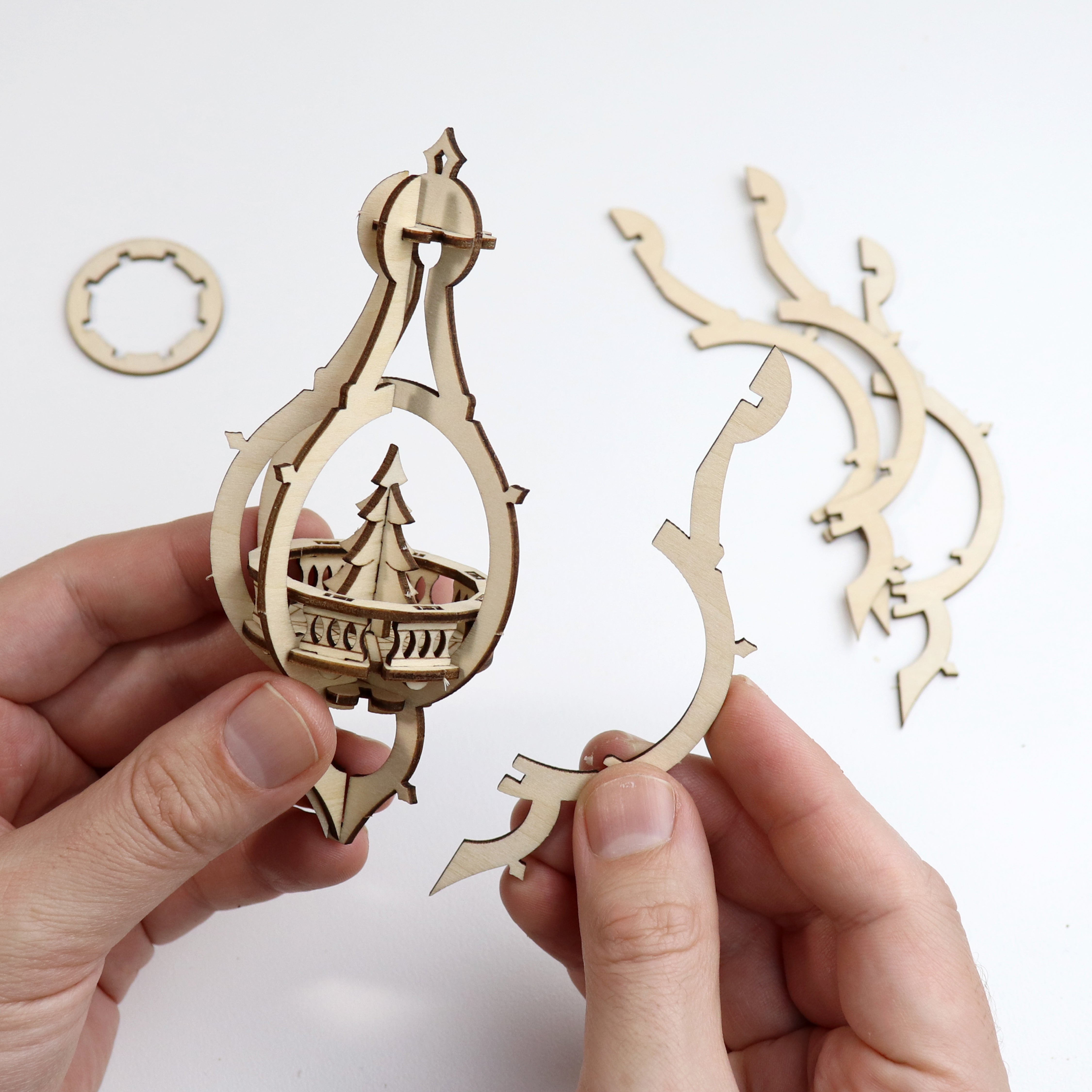 Happy Holidays Christmas Baubles Festive Tree Ornament Set